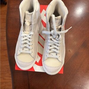 Nike Blazer Mid 77 SE Dance White Phantom GS